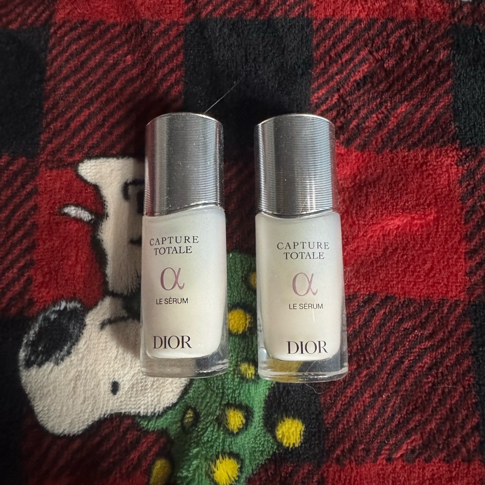 Dior Capture Totale Le Sérum in Silver and White